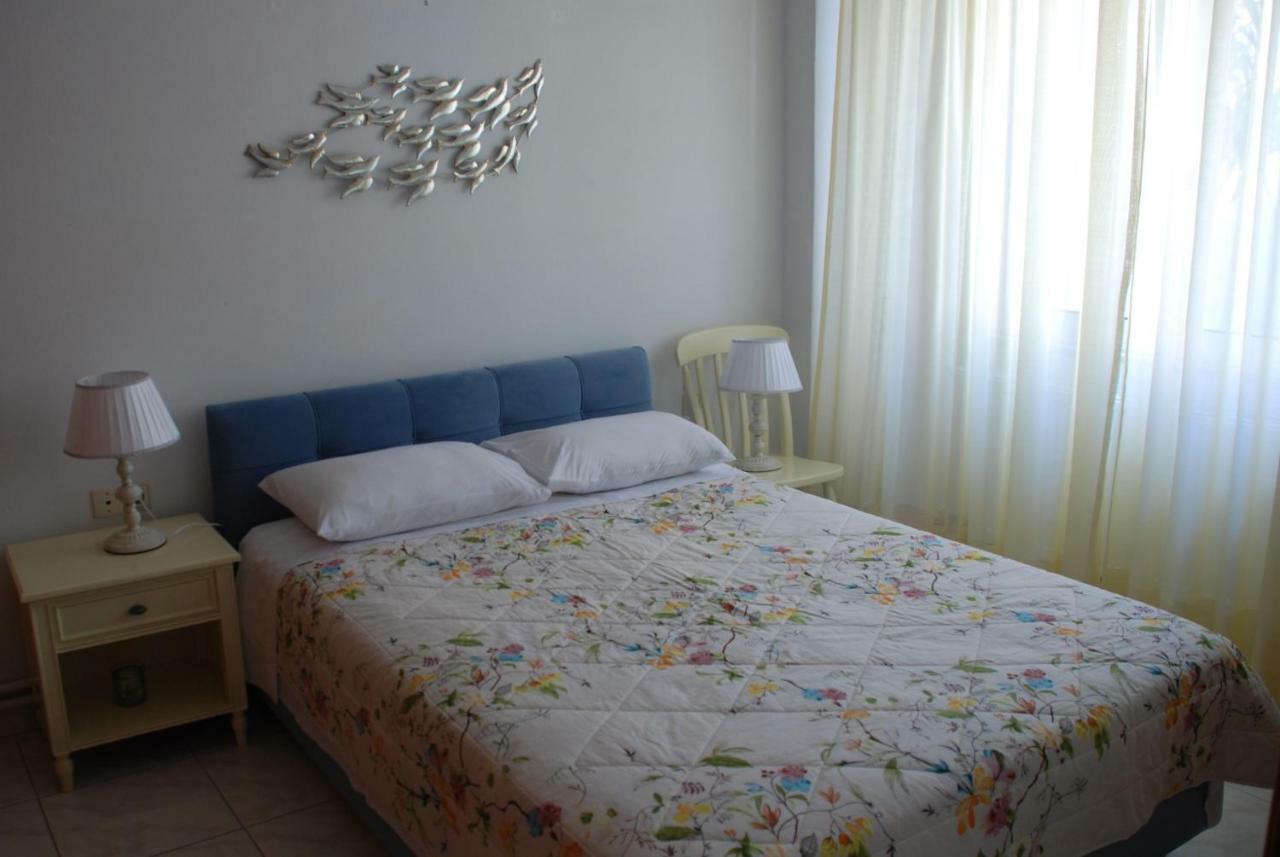 Theodora Apartment