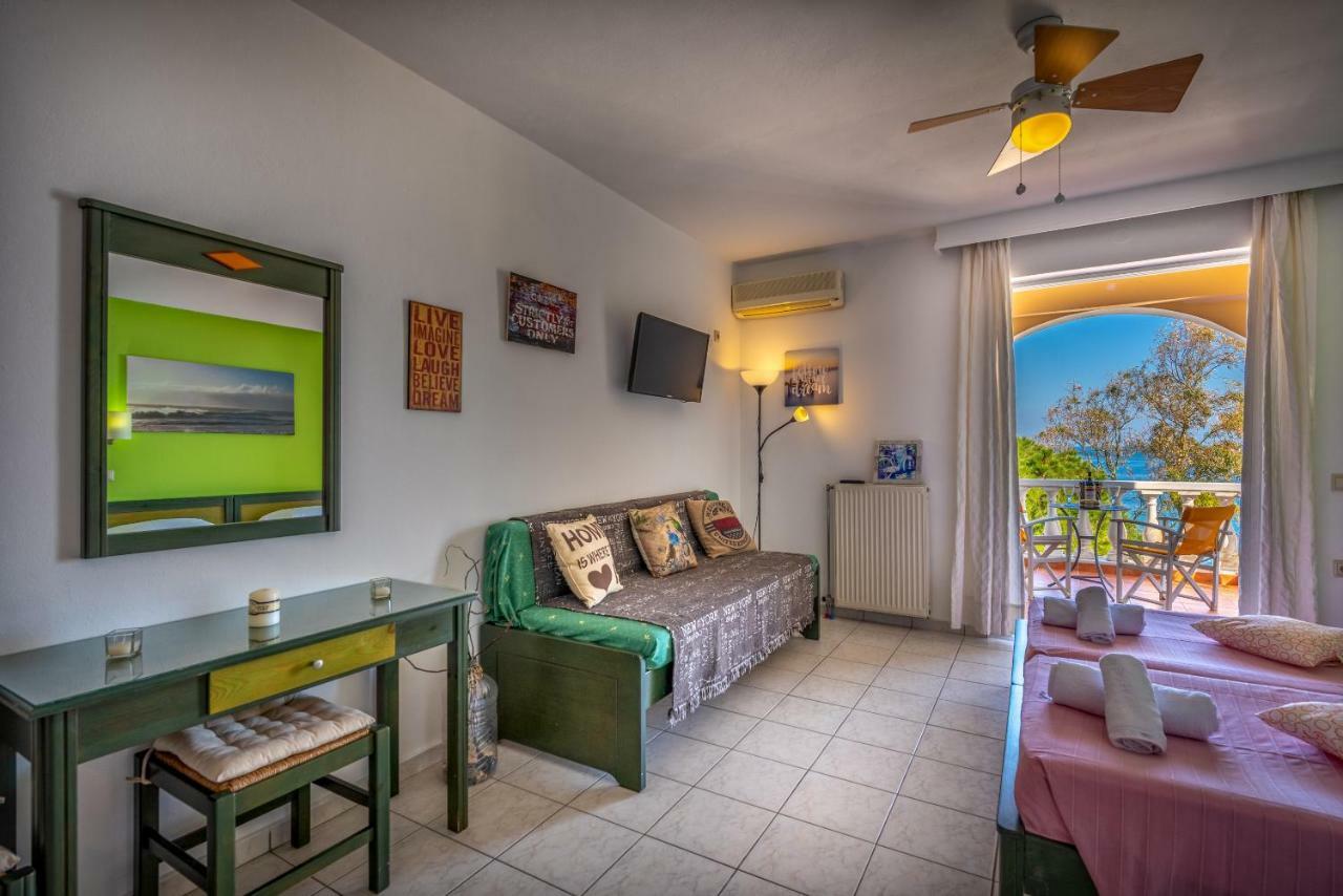 Apartment Sea Front Spirit