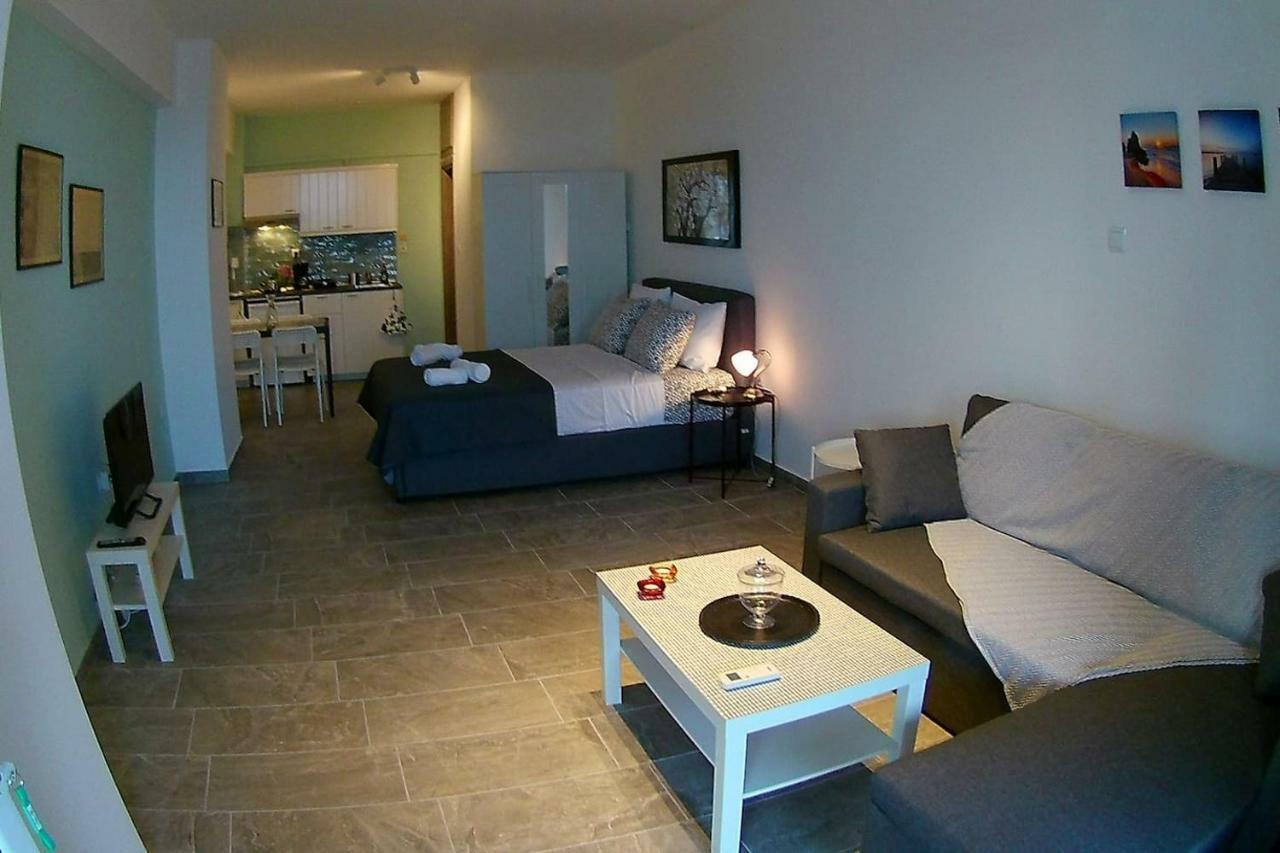 Waterfront Apartment Kavala
