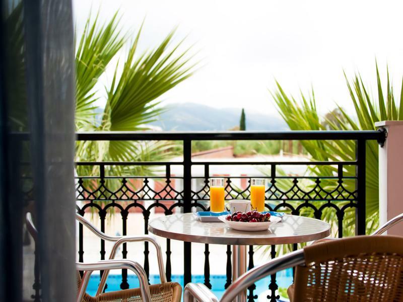 Hera Zakynthos Hotel 2*