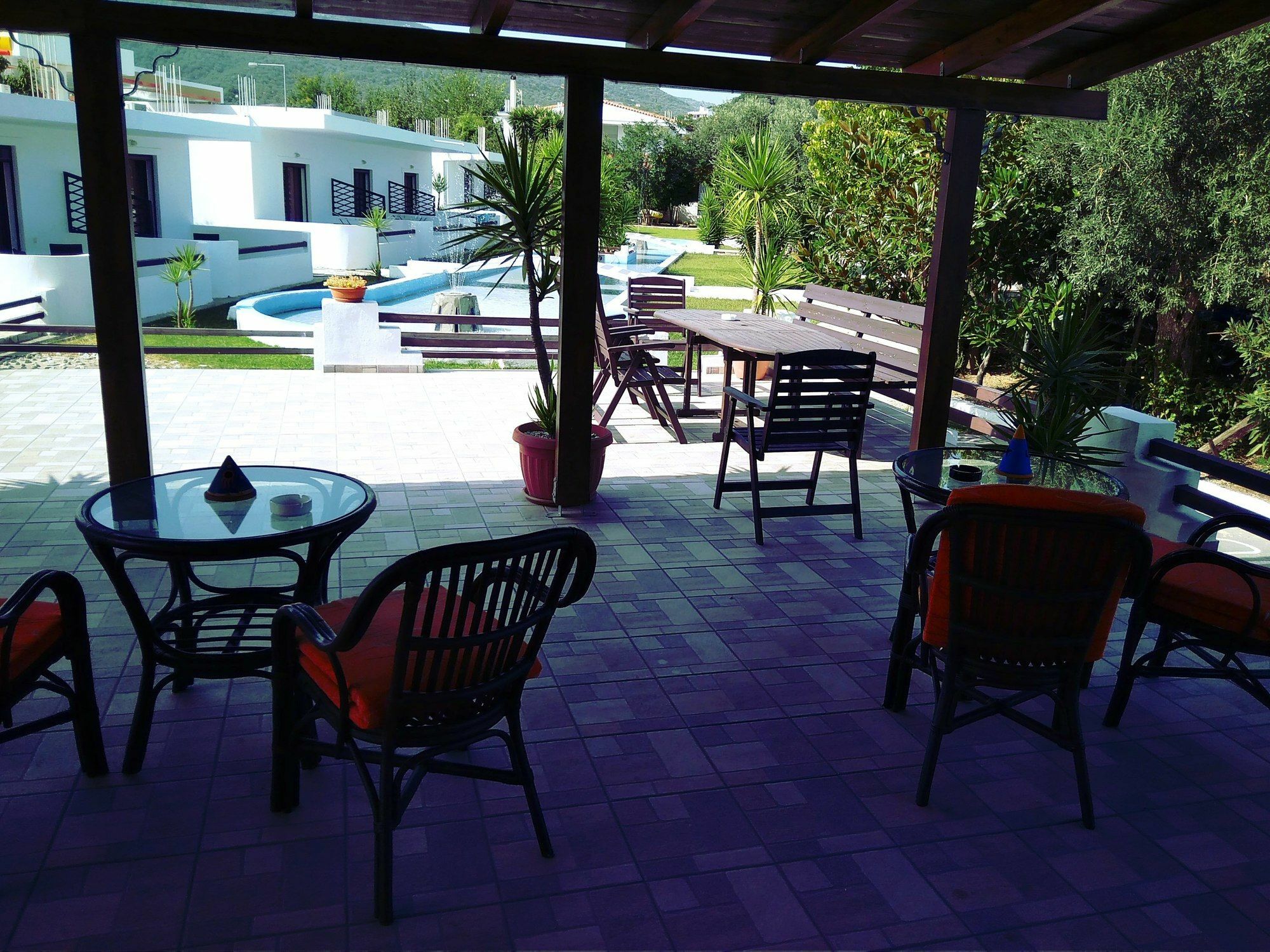 House Aparthotel 2*