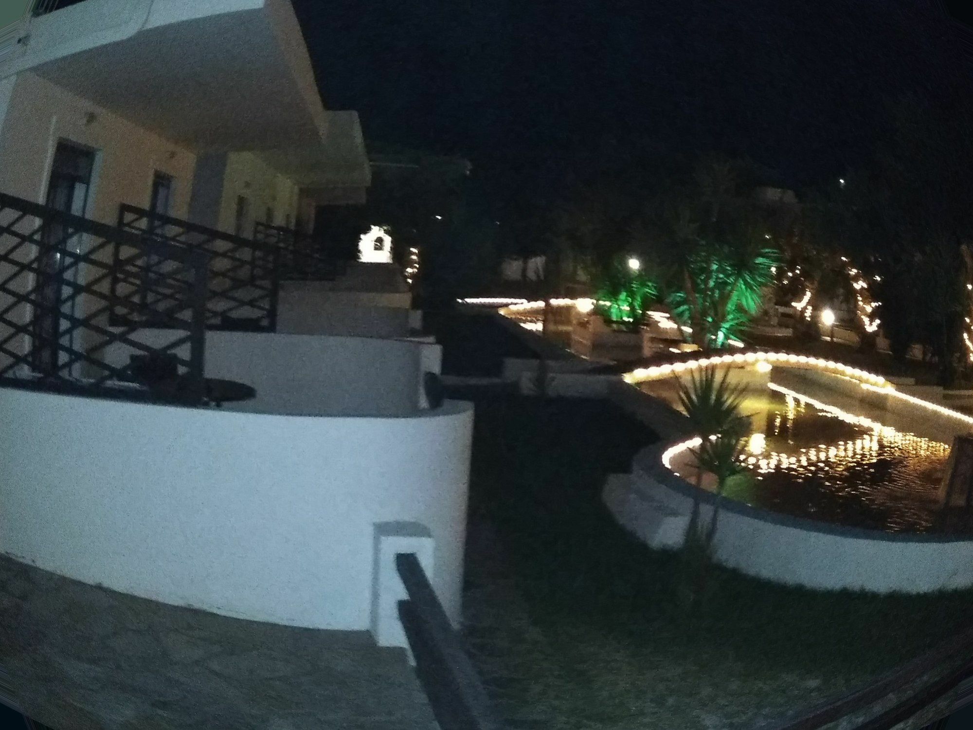 Aparthotel House