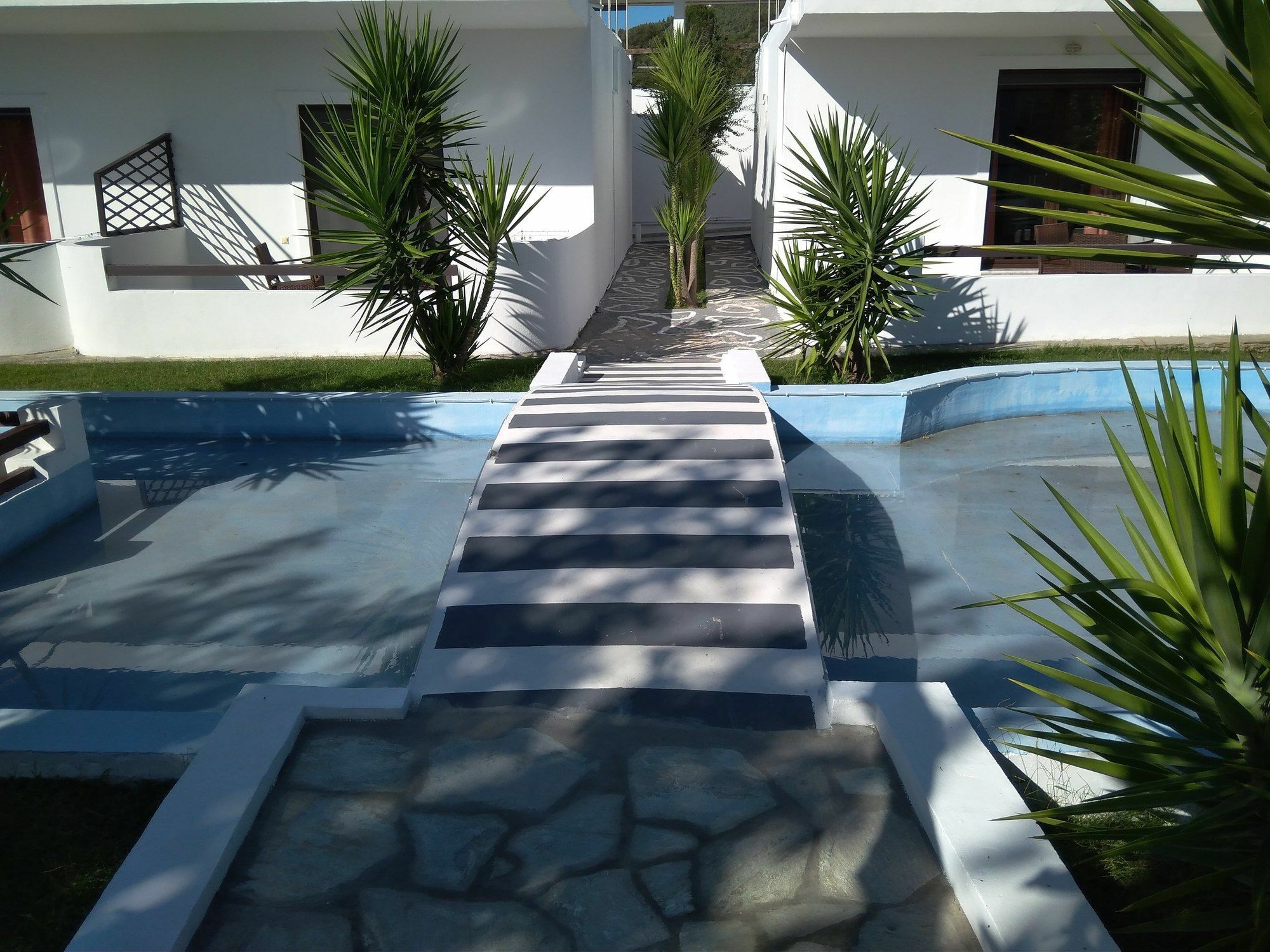 House Aparthotel