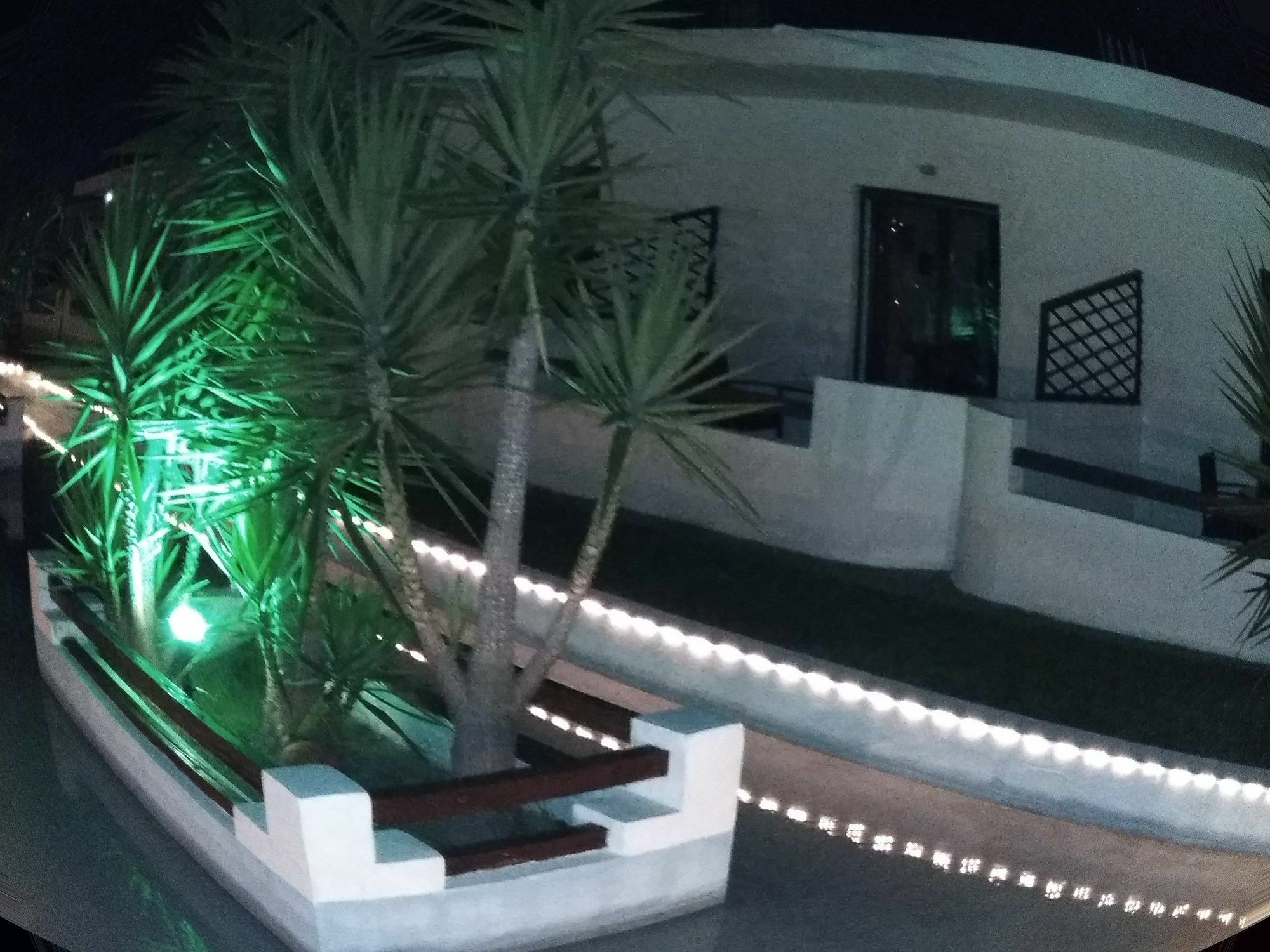 House Aparthotel