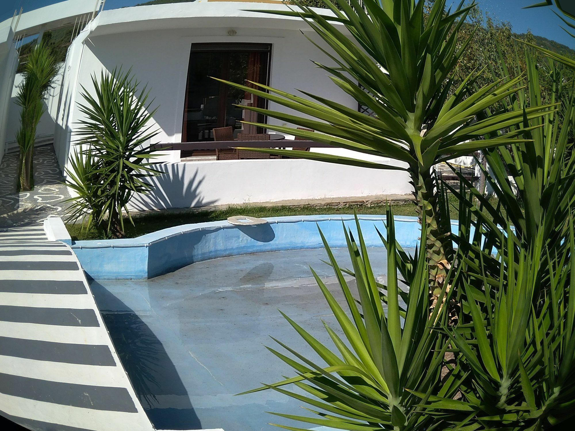 Aparthotel House