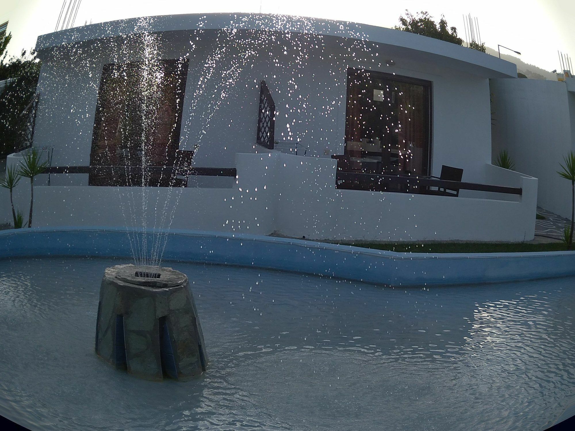 Aparthotel House 2*