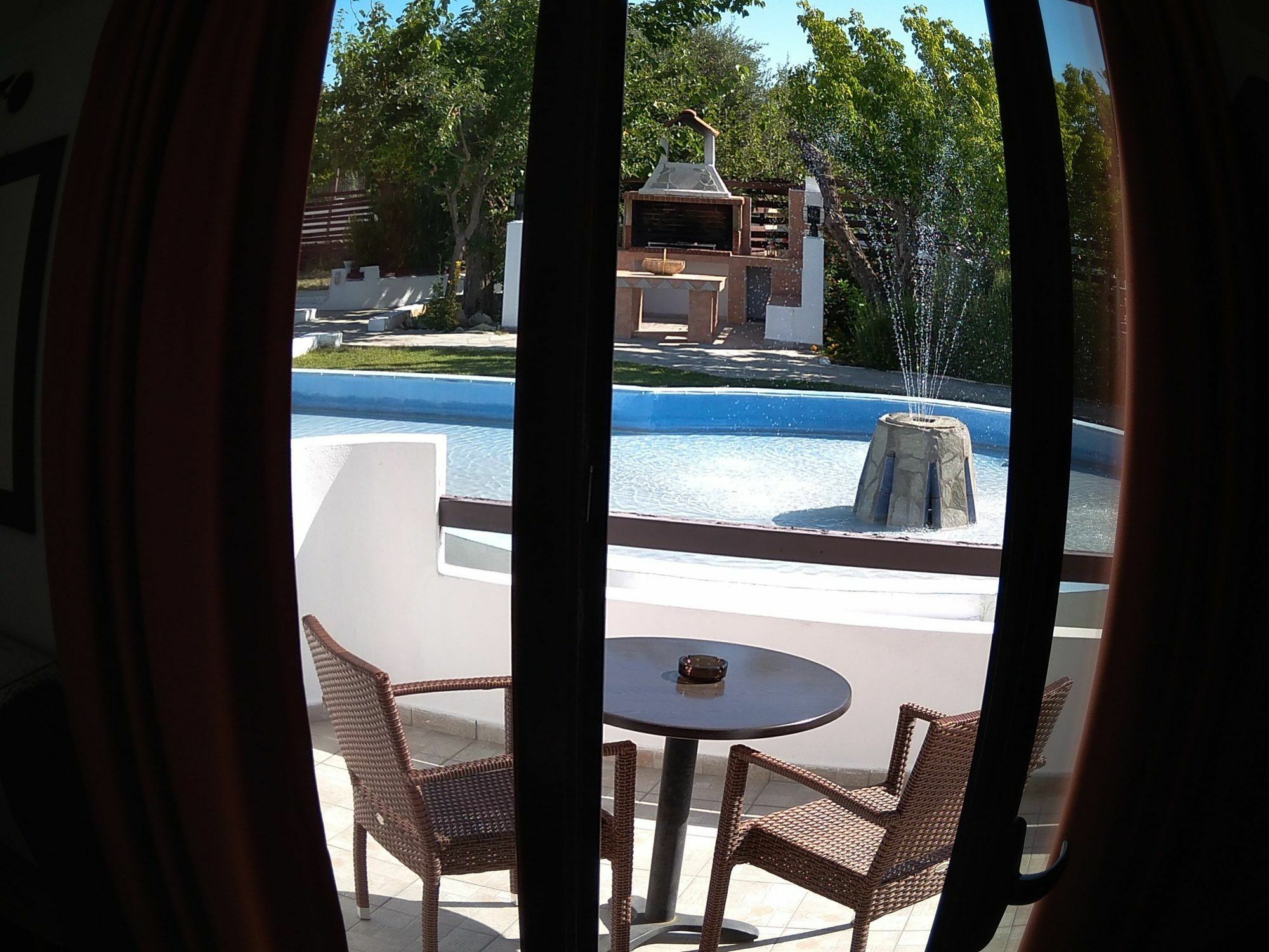 House Aparthotel 2*