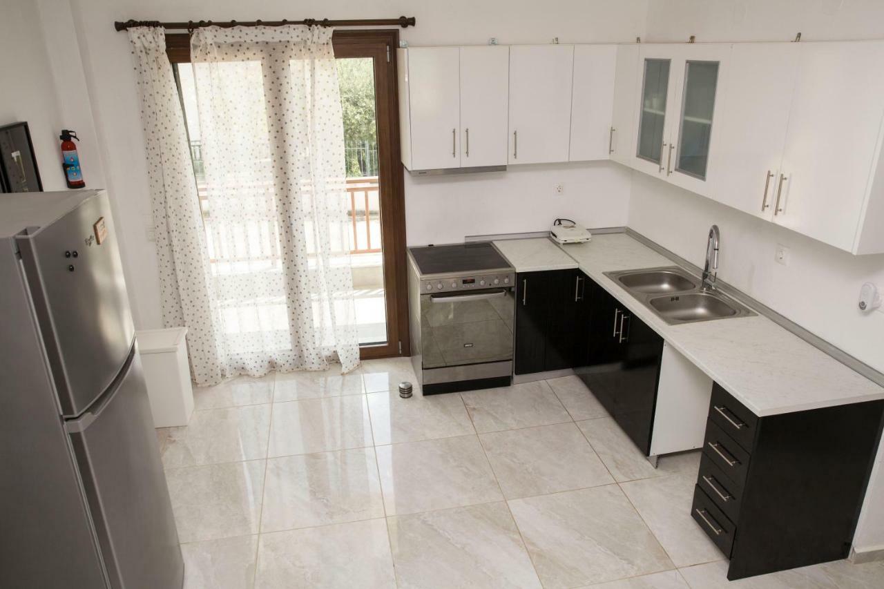 Villa Serene Near The Sea *
