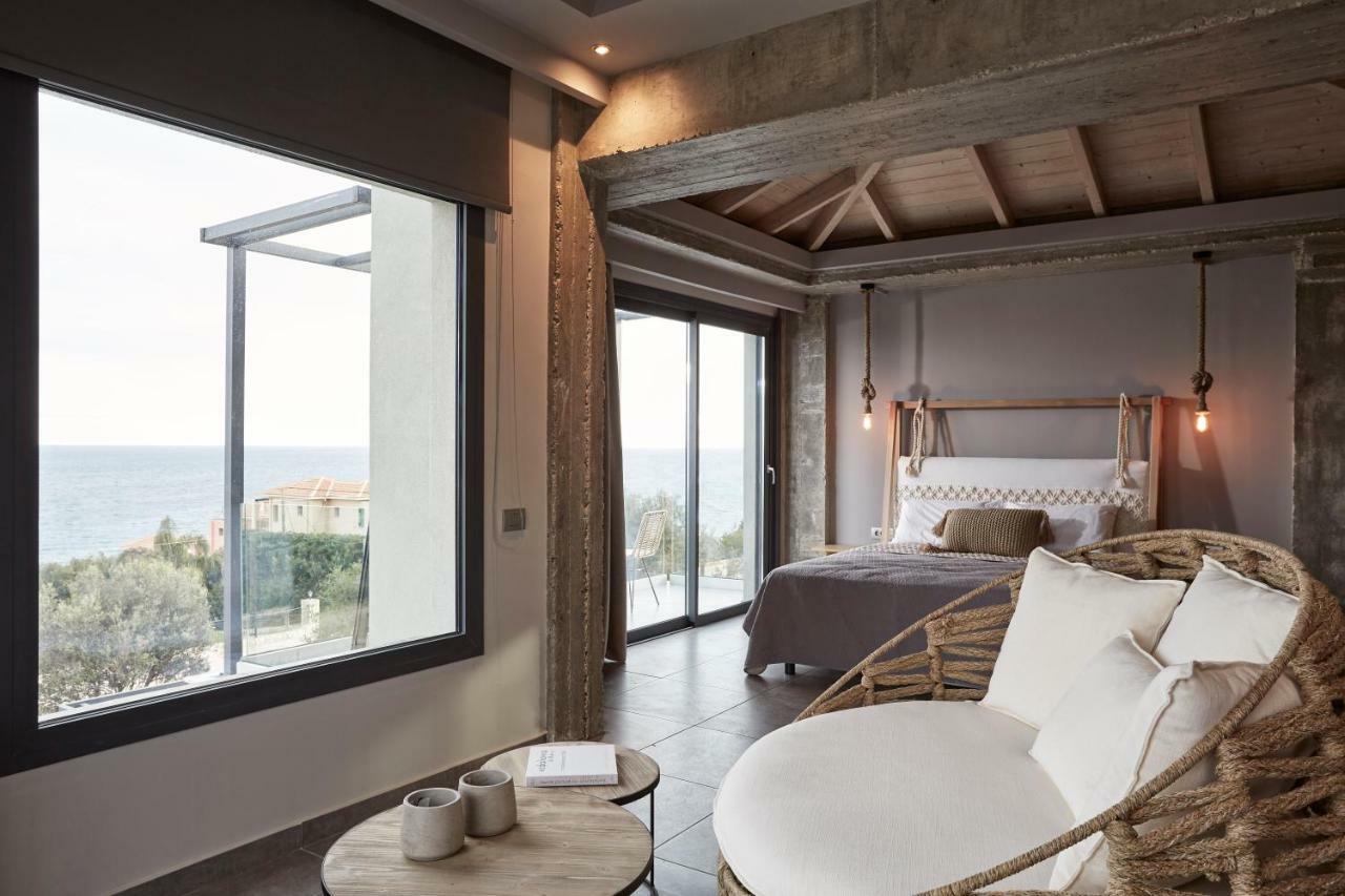 Villa Sea Front Spathion
