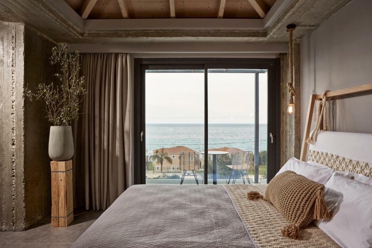 Villa Sea Front Spathion