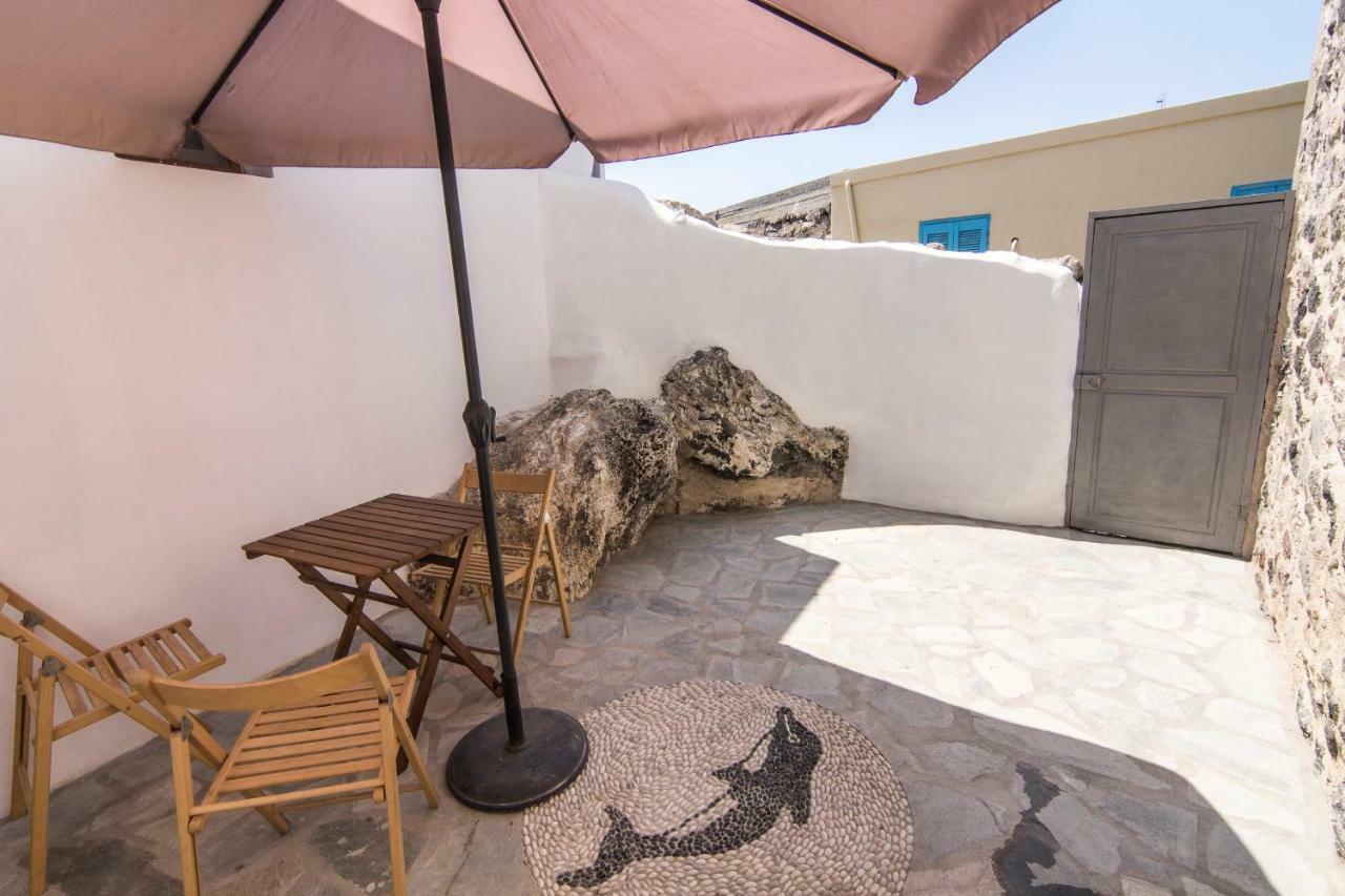 Nisyros Views * Mandraki (Nisyros)