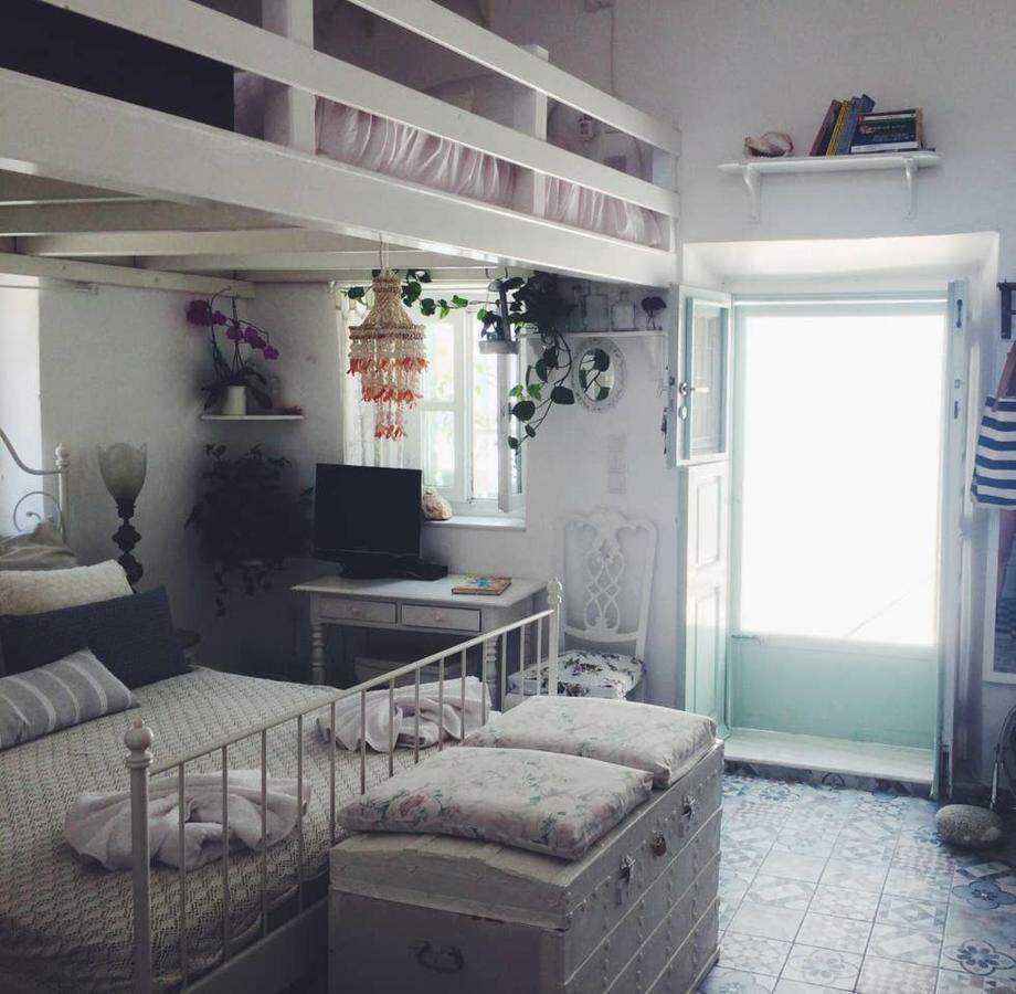 The Oceanographer's Home, A Chora Hideaway Holiday home *
