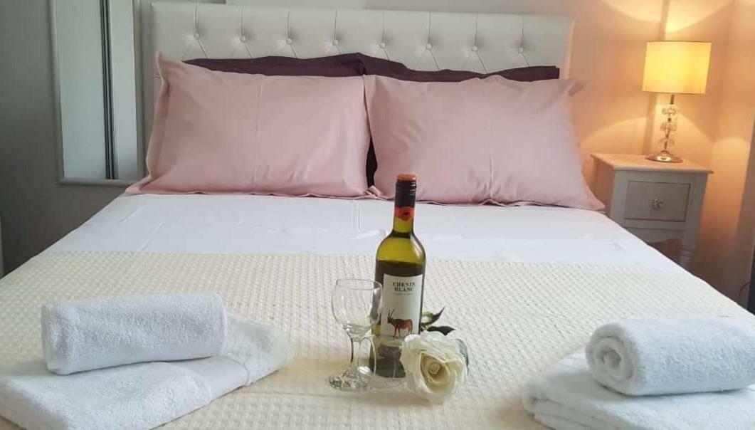 Mge Luxury House With Pool Nea Iraklitsa