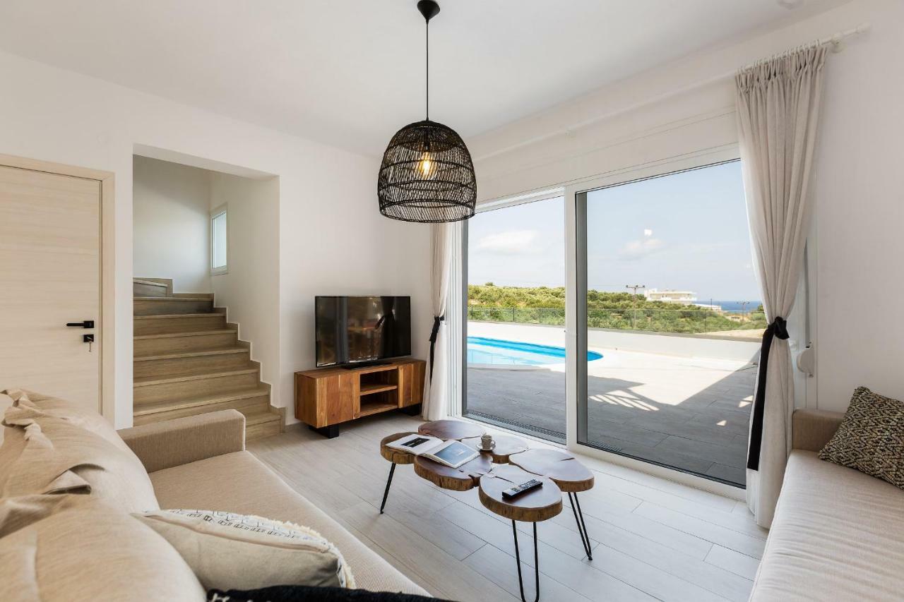 Nikiforos Villa, Coastal Retreat, By Thinkvilla Villa Skaleta