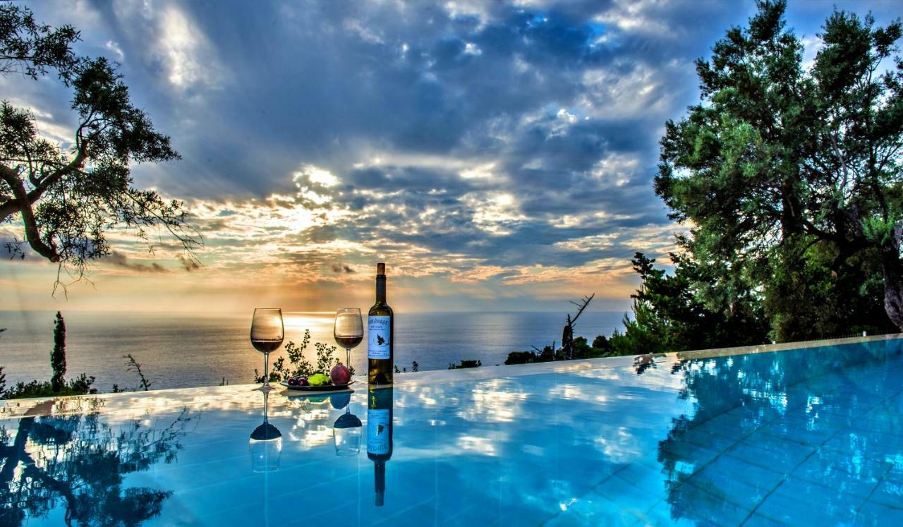 Agapi Villa *