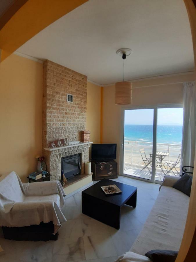 Apartment Michalis By The Sea *