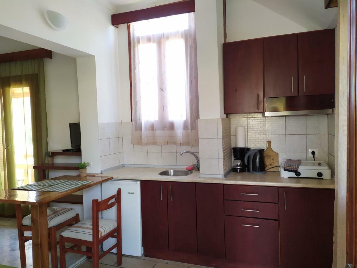 Victoria Apartment