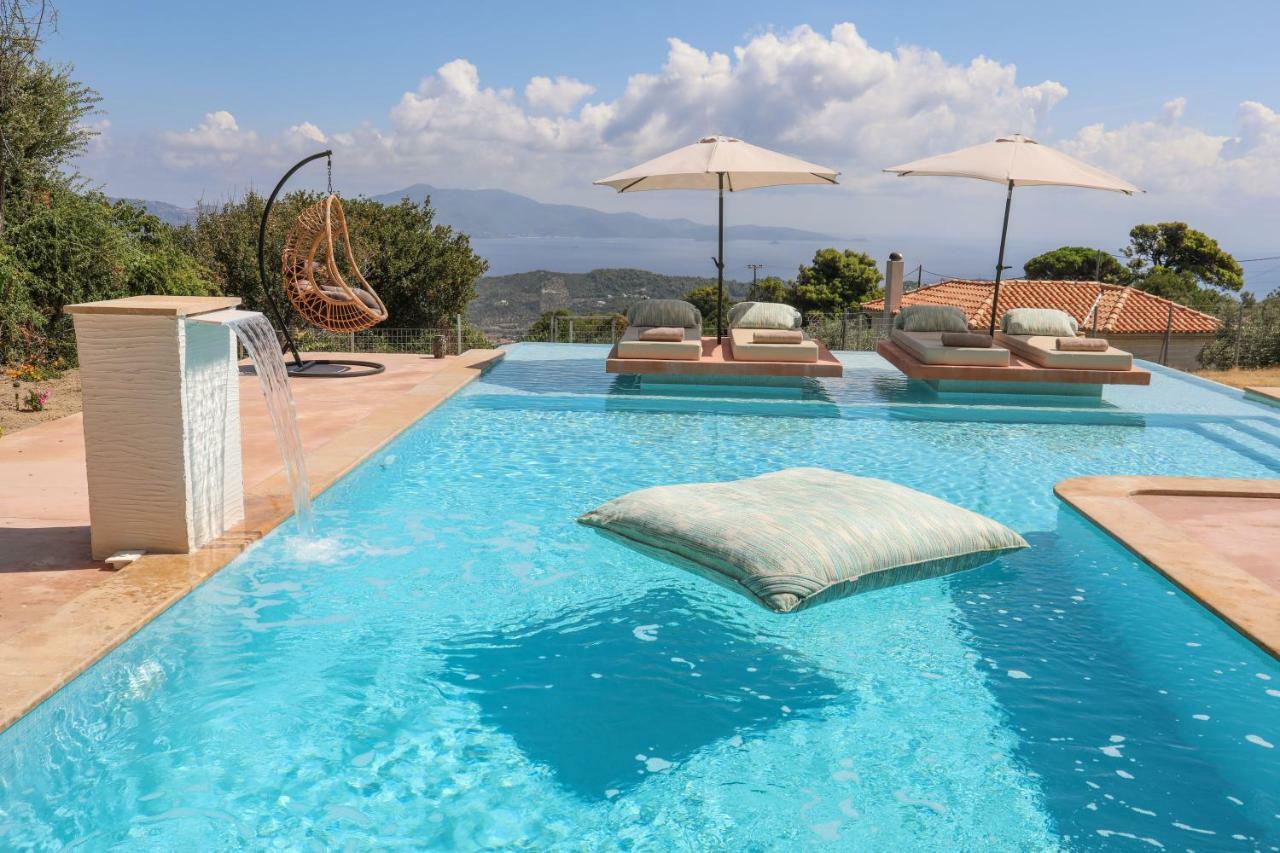 Angio Villa Moni Evaggelistrias