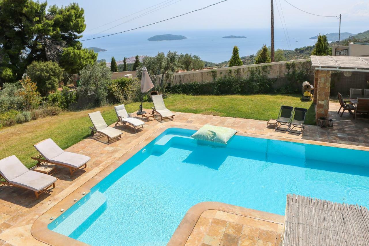 Angio Lux Villa *