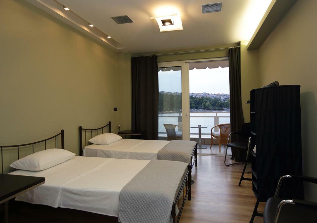 Seafront Apartment Chalkida