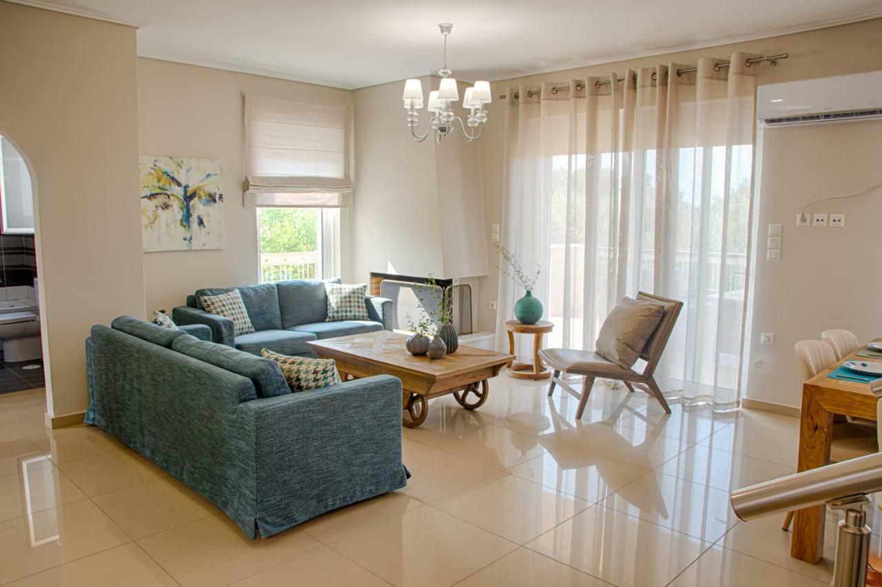 Elli Villa
