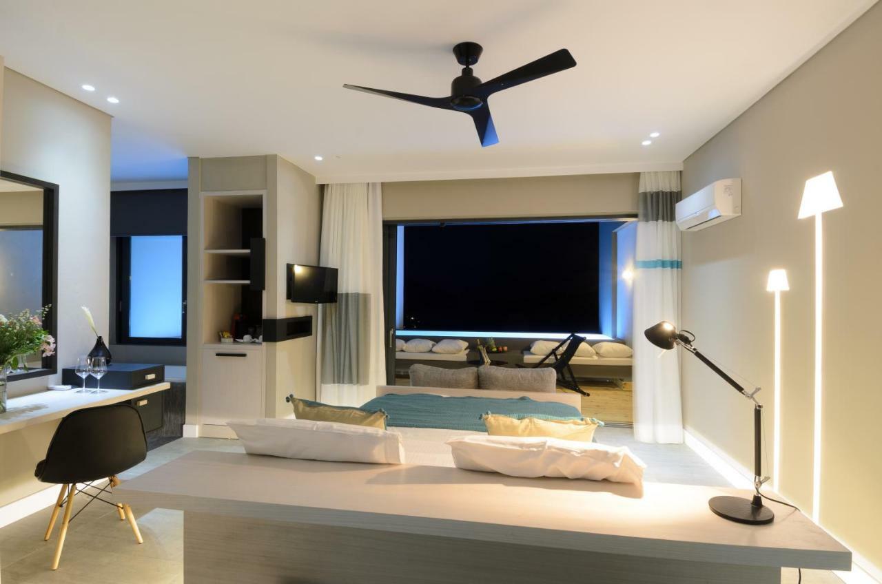 Resort Domes Aulus Resort, Adults Only, Curio By Hilton 5*