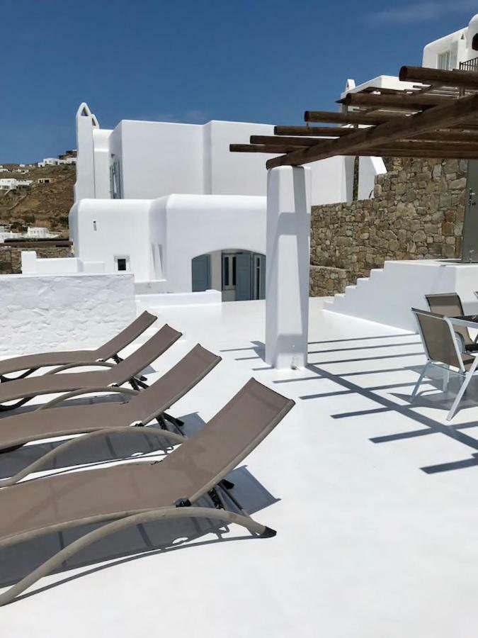 Mykonos Topaz By Diles