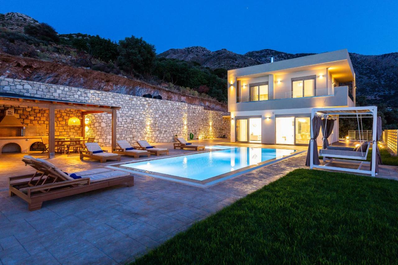 Paris Villa, With Pool, Bbq, Playground & Seaviews, By Thinkvilla * Bali (Crete)
