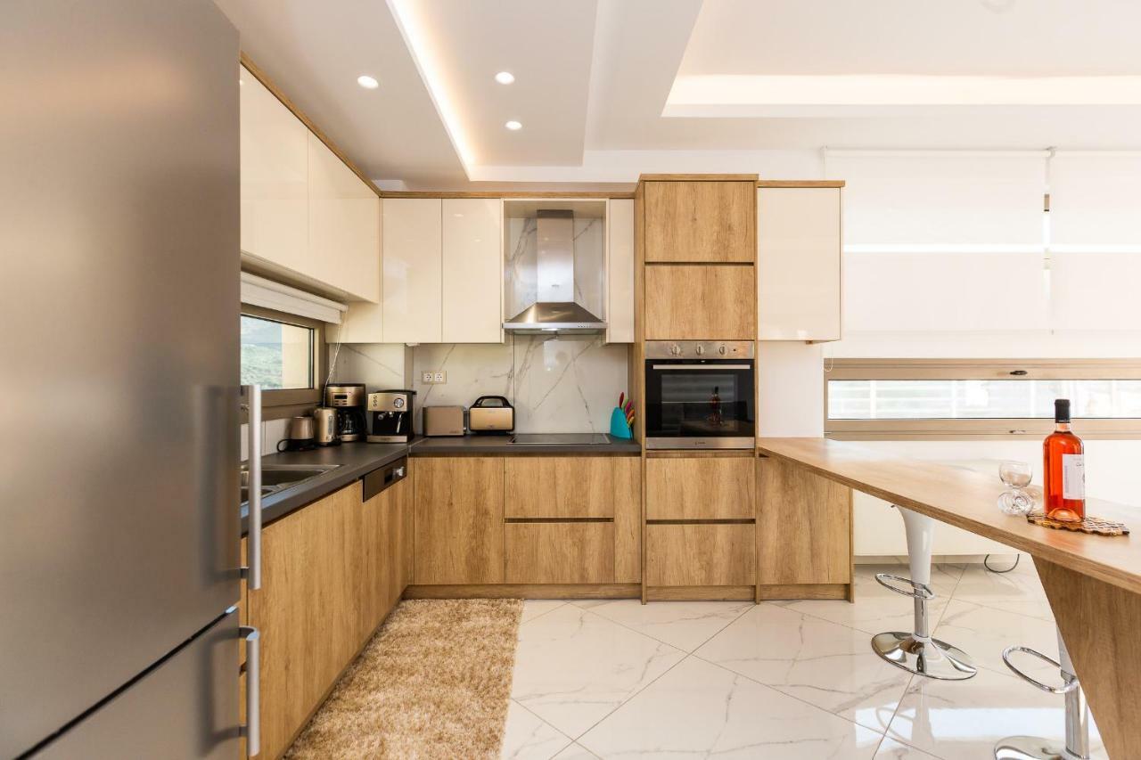 Villa Paris Villa, With Pool, Bbq, Playground & Seaviews, By Thinkvilla *