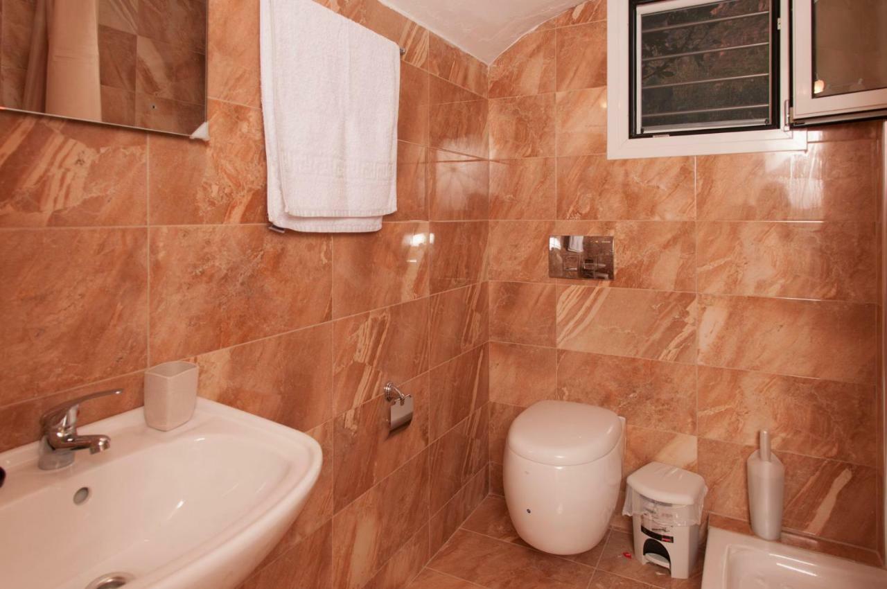 Aparthotel Elia & Thalassa 2*