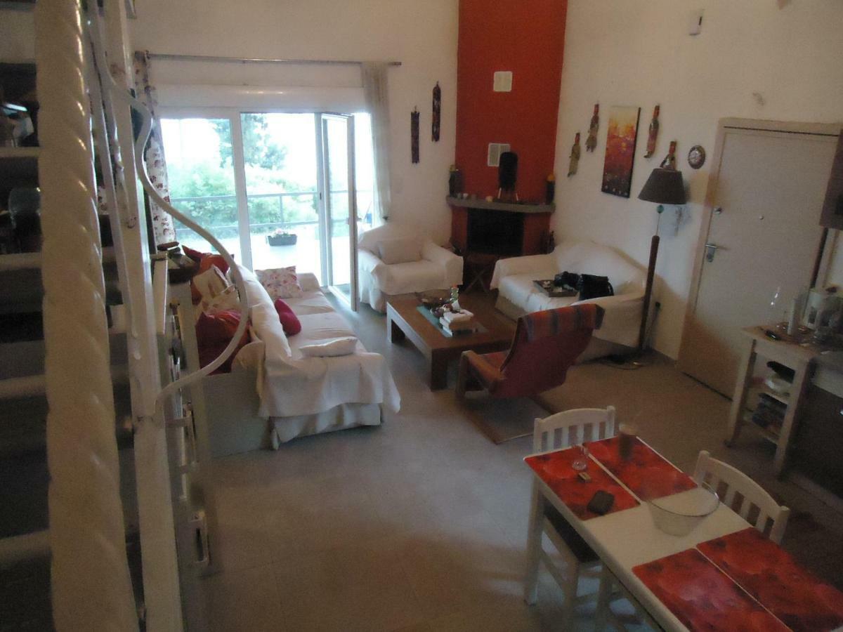 Villa Aliki *