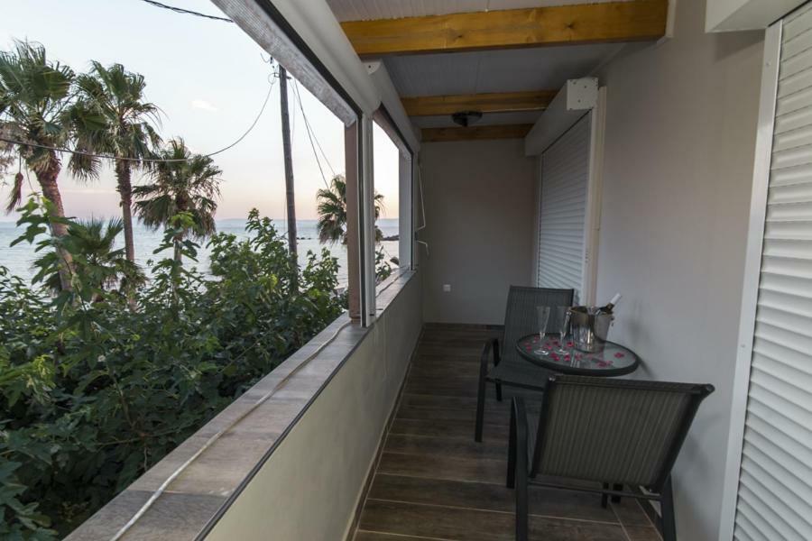 Holiday home Philoxenia House! Maisonette In Front Of The Sea! *