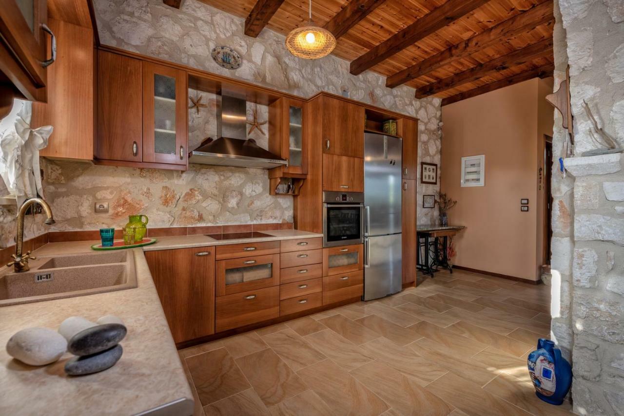 Orfeas Villa