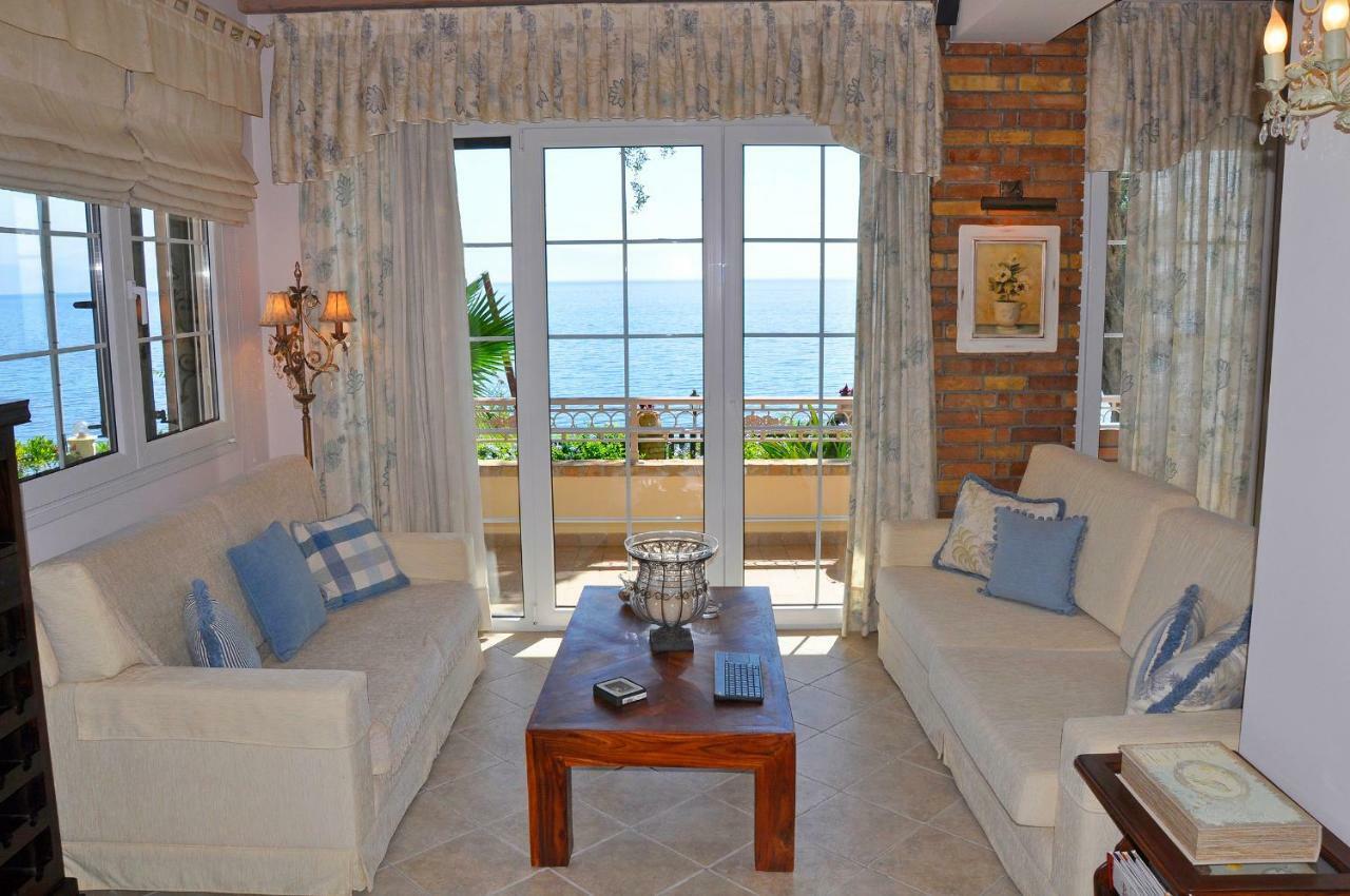 Romantica Villa *
