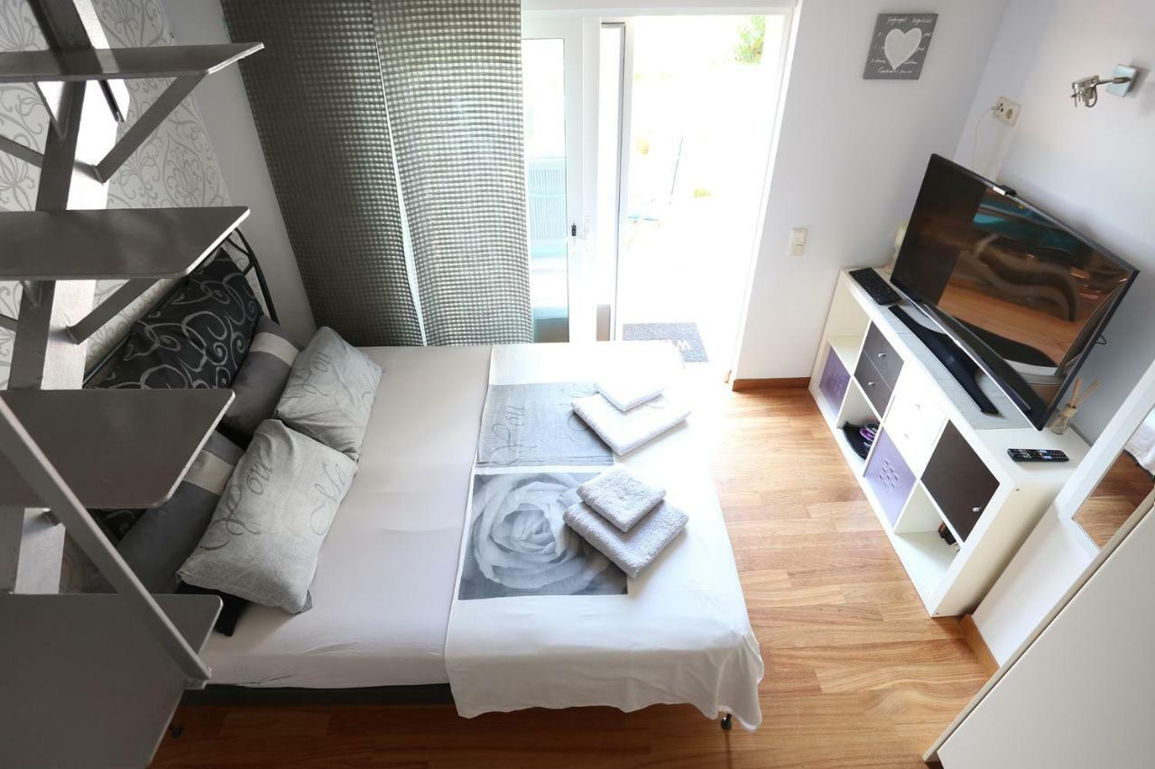 Thimari Sports & With Private Pool And Jacuzzi Sounion