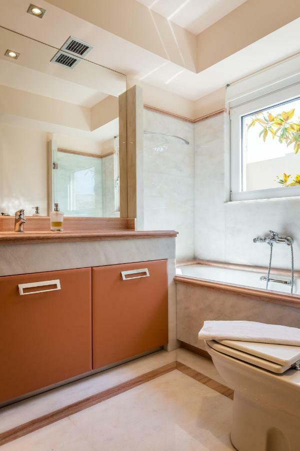Analisa Luxury Holiday home *