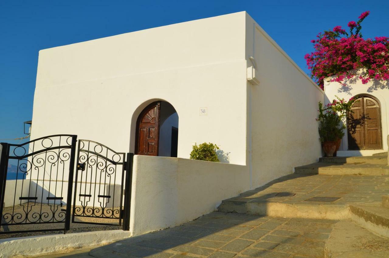Aktaia Villa *