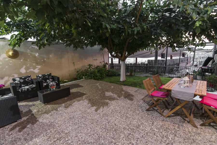 Philoxenia House! Maisonette In Front Of The Sea! * Arkoudi