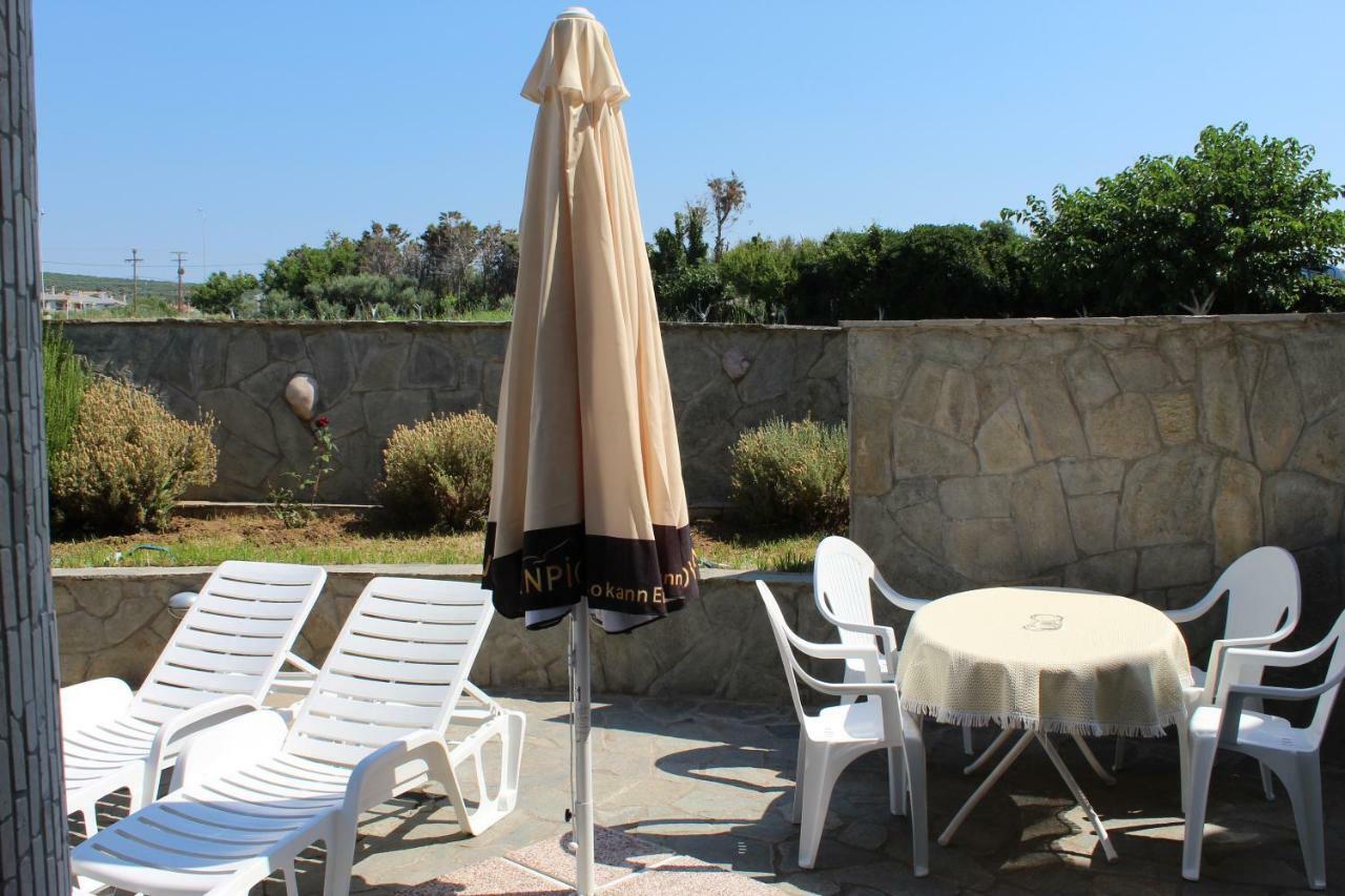 Dimitri - Gardenside Souterrain * Alexandroupoli