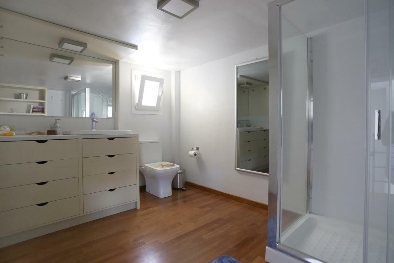 Holiday home Thimari Sports & With Private Pool And Jacuzzi