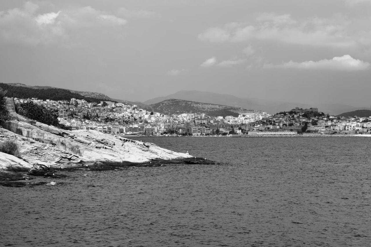 Beach Side Apart I