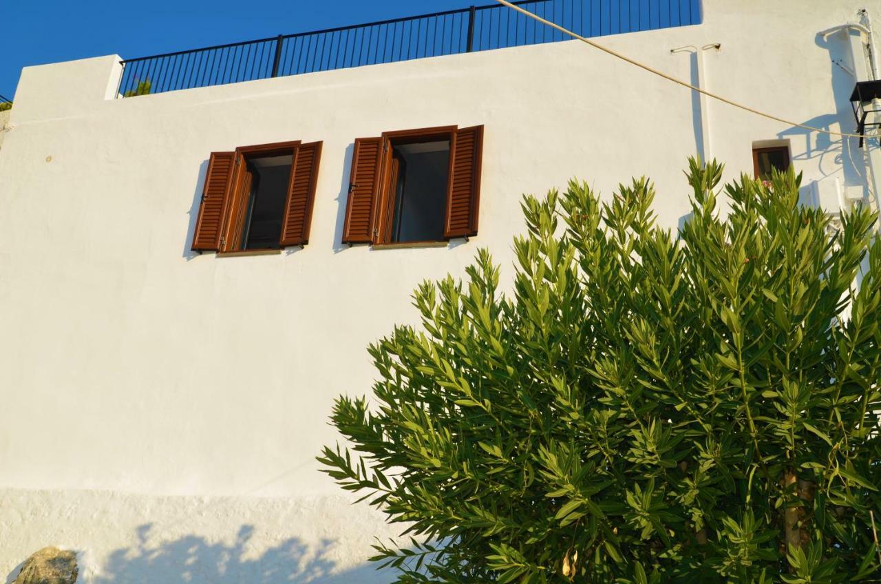 Aktaia * Lindos (Rhodes)