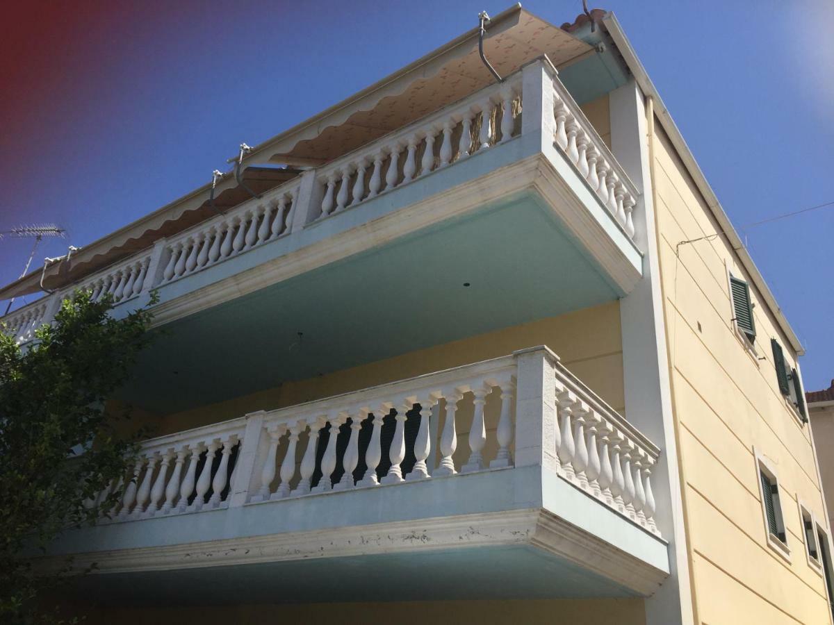 Modern Flat With Beautiful Views In South Of Corfu *