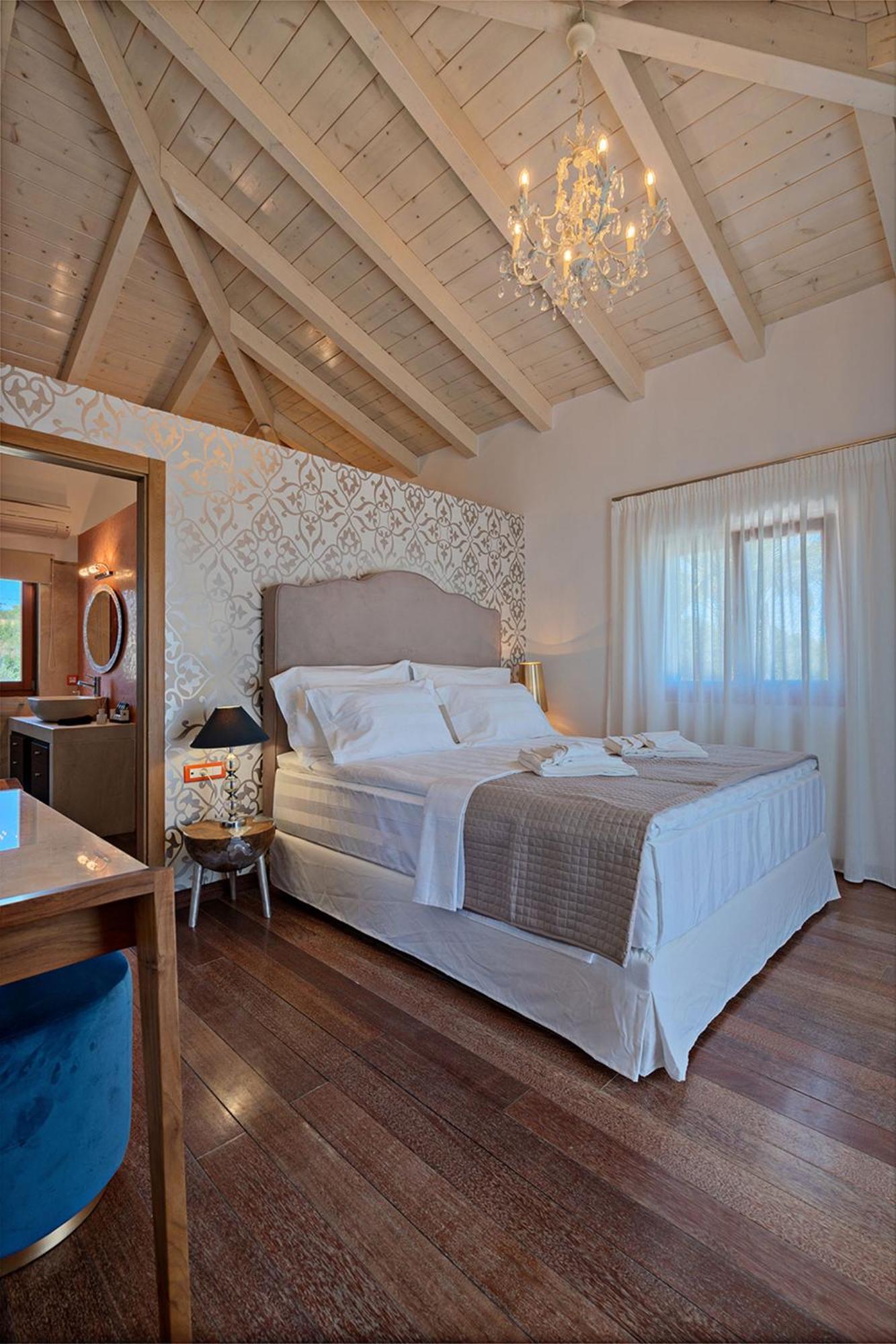 Delfini Villa *