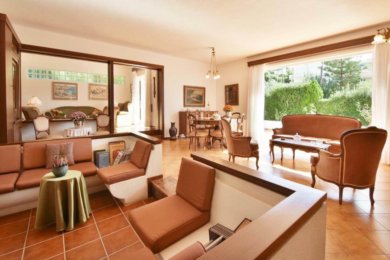 Noa Villa *