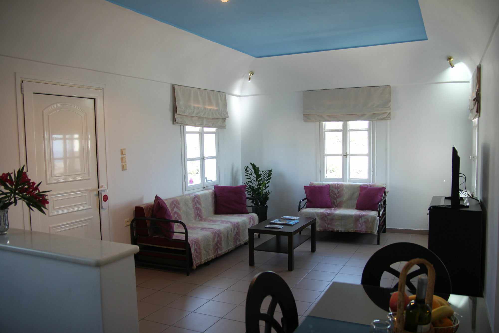 Ampelonas Executive Houses Apartment