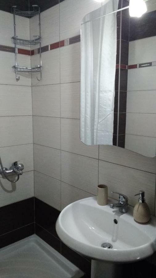 Iris Deluxe 2 * Kavala