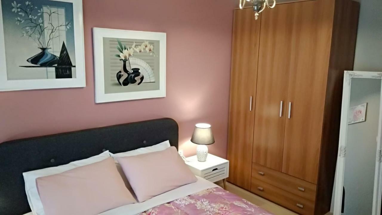 Apartment Iris Deluxe 2
