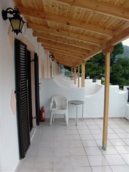Isidora Agia Marina (Aegina)