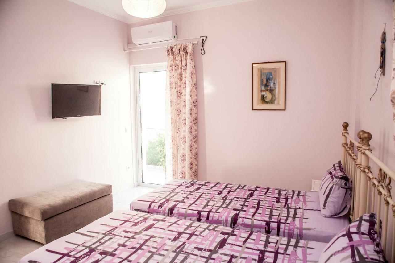 Plagia's Sunset Apartment